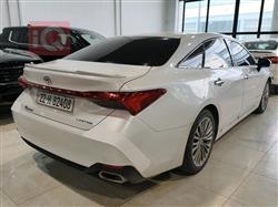 تويوتا أفالون